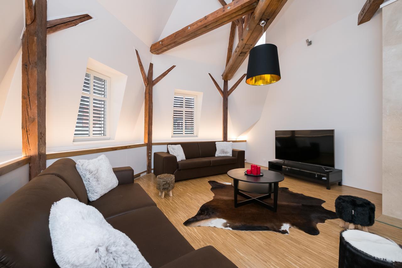 Love To Live Apartments Praga Exterior foto