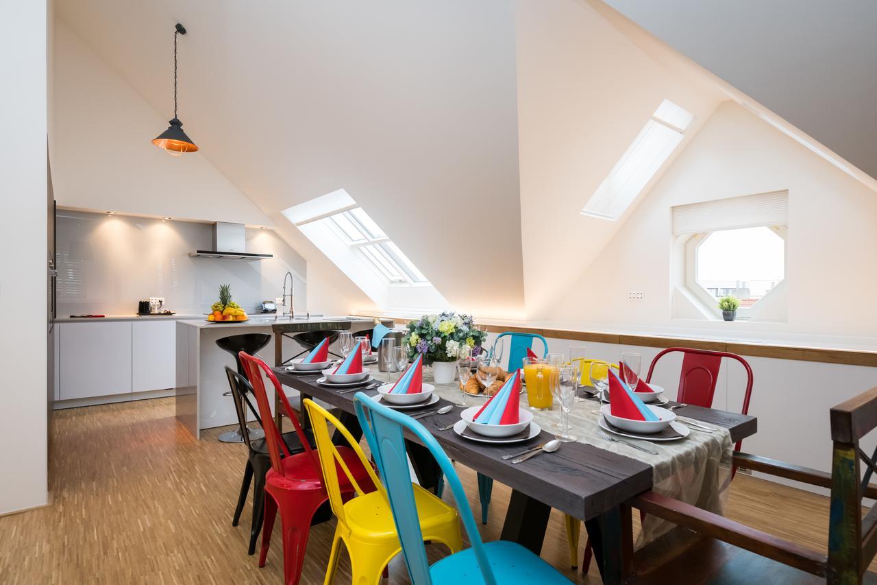 Love To Live Apartments Praga Exterior foto